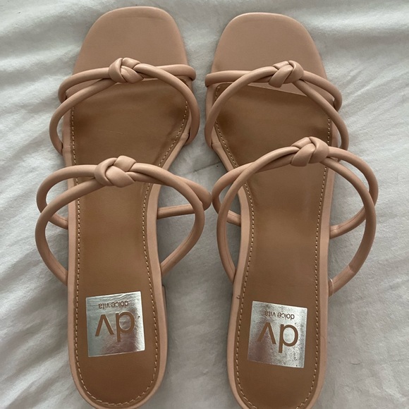 Dolce Vita Wisteria Sandals - Picture 1 of 5